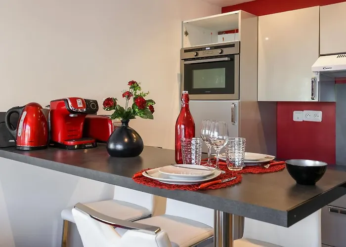 Au Nom De La Rose - Casa Vostra - Caution 800 Eur & Id Requises - Lejlighed Annemasse